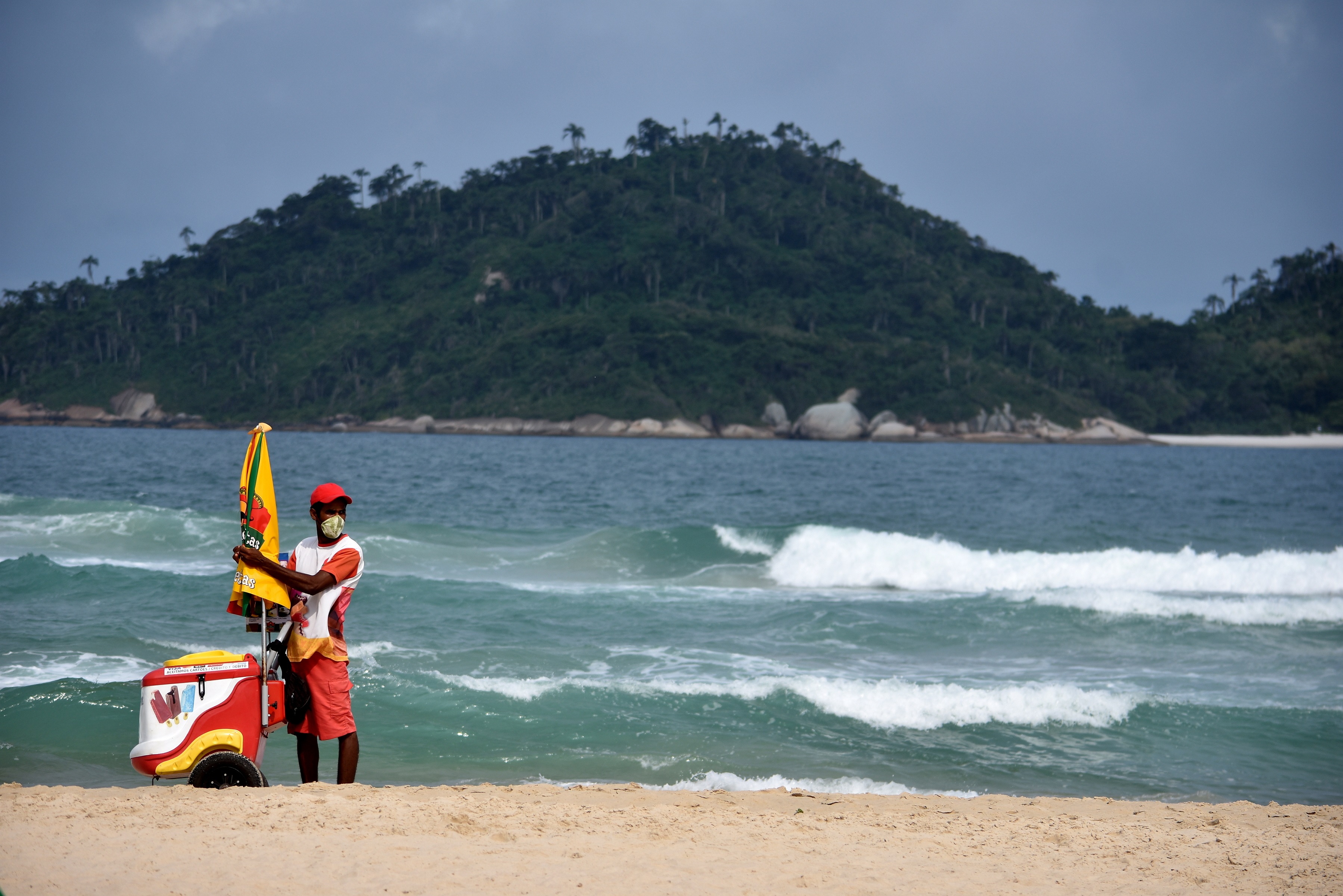 VERÃO da pandemia termina sem deixar saudades em Florianópolis